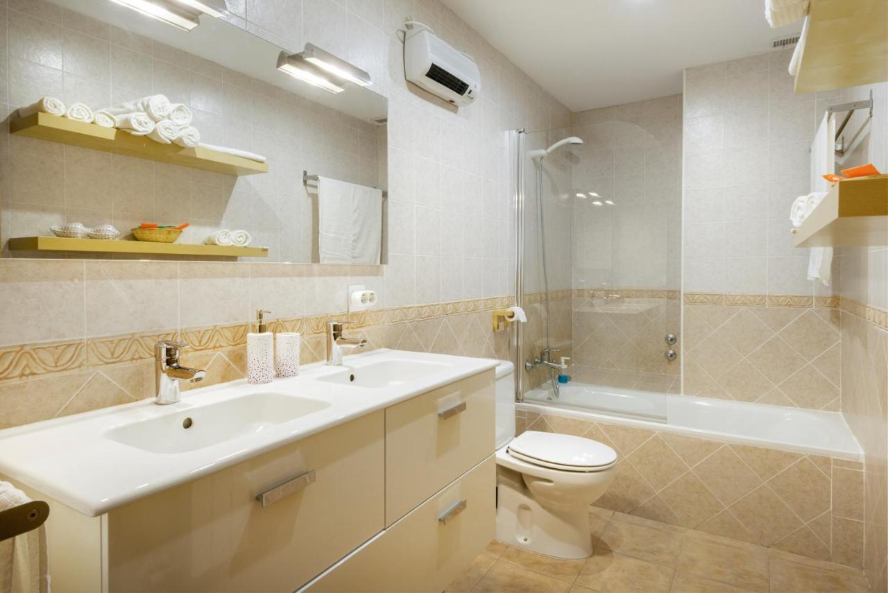 Casa Con Jardin En Hecho Villa Luaran gambar